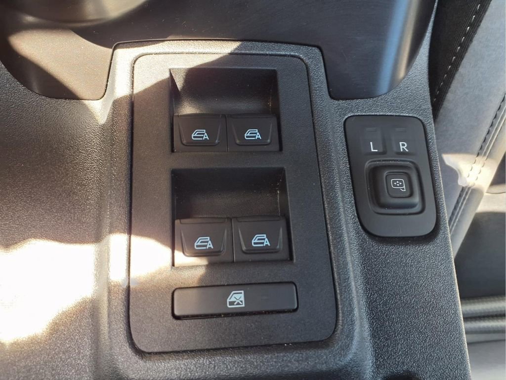 Used 2024 Ford Bronco Big Bend image 10