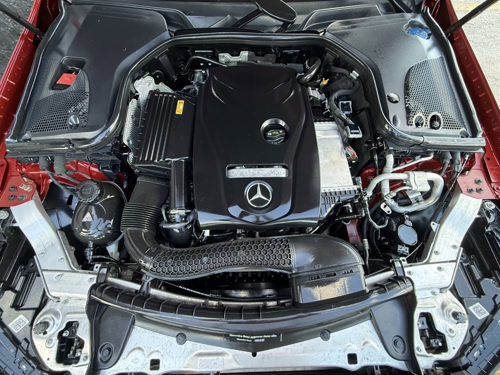 Used 2017 Mercedes-Benz E 300 4MATIC image 35
