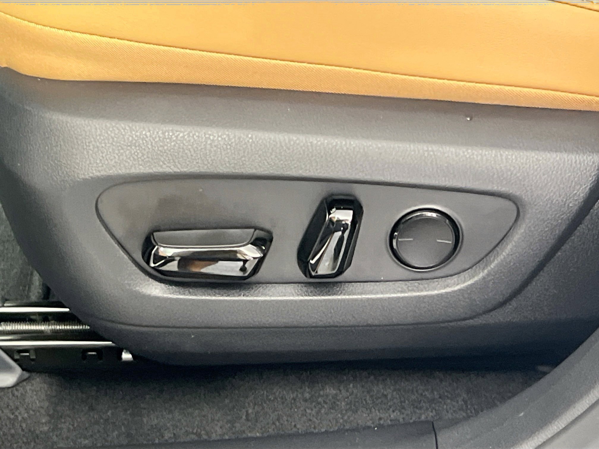 Used 2026 Lexus RX 350h w/ Convenience Package image 15