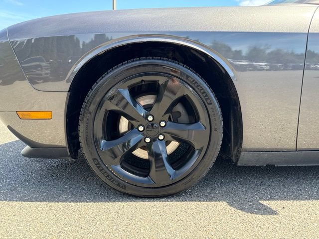 Used 2013 Dodge Challenger R/T Plus RWD image 21
