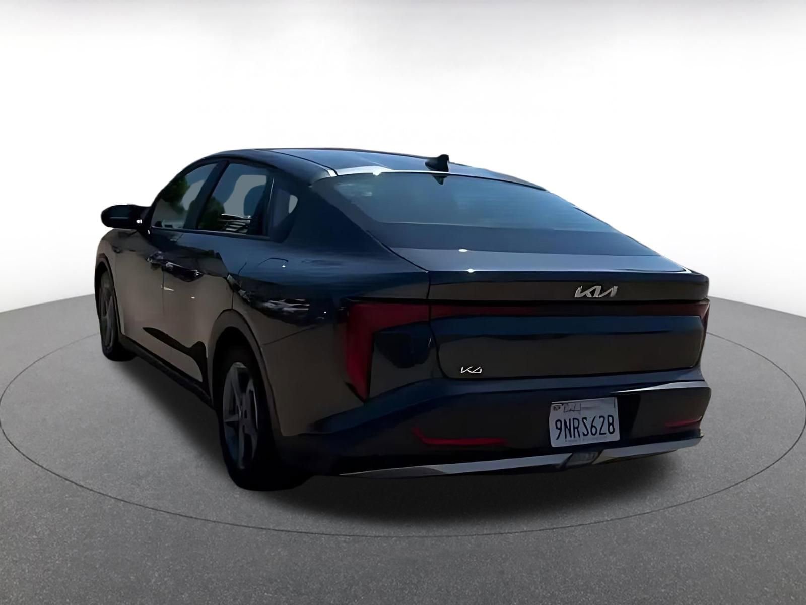Used 2025 Kia K4 FWD image 10