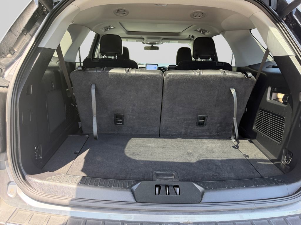 Used 2022 Ford Explorer Limited AWD/4WD image 19