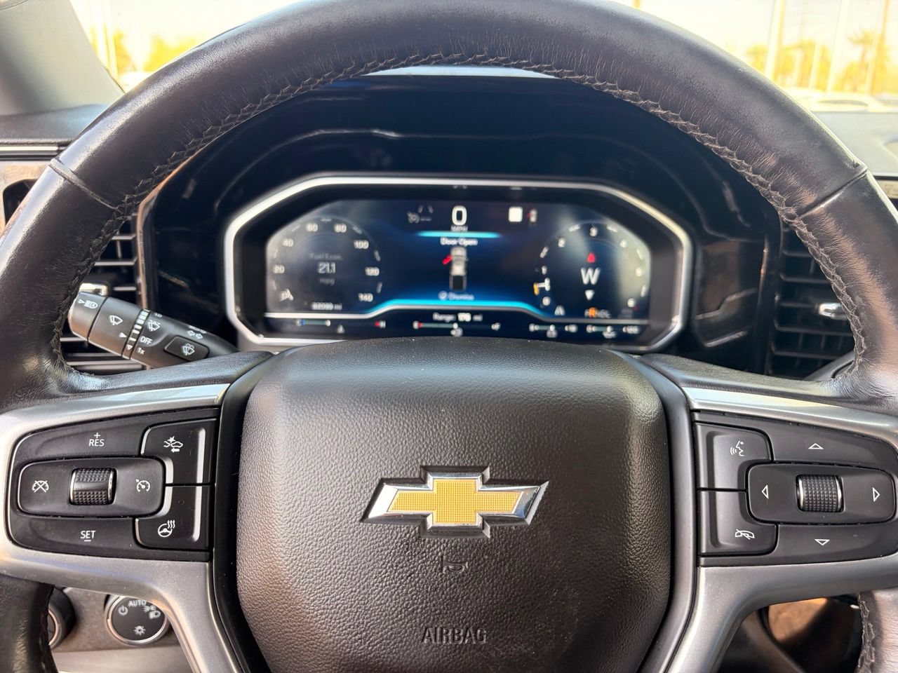 Used 2022 Chevrolet Silverado 1500 LT RWD image 25