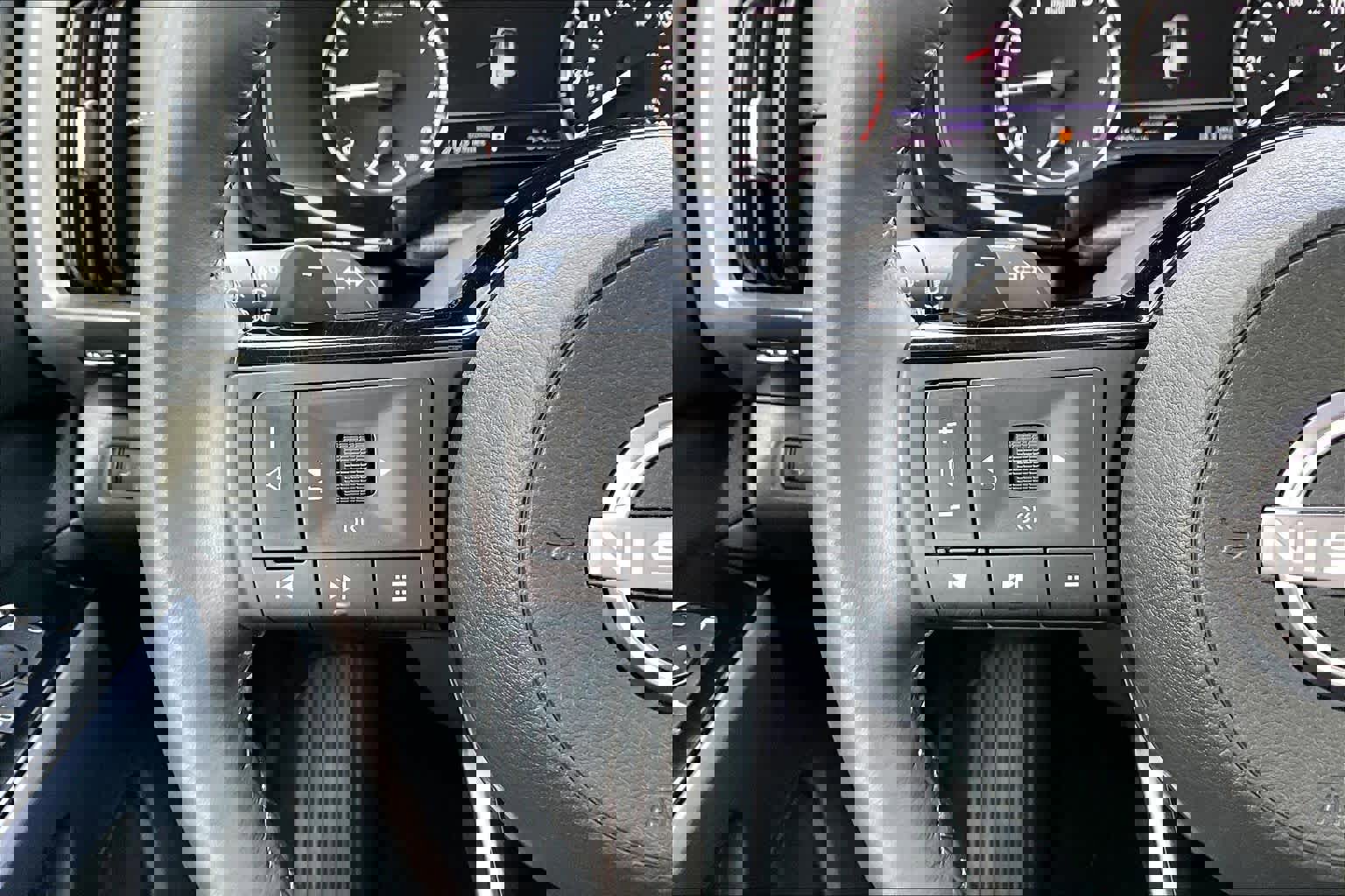 Used 2023 Nissan Pathfinder SL w/ SL Premium Package image 22