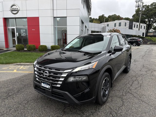 Certified 2026 Nissan Rogue SV w/ Cold Weather Package AWD/4WD image 4