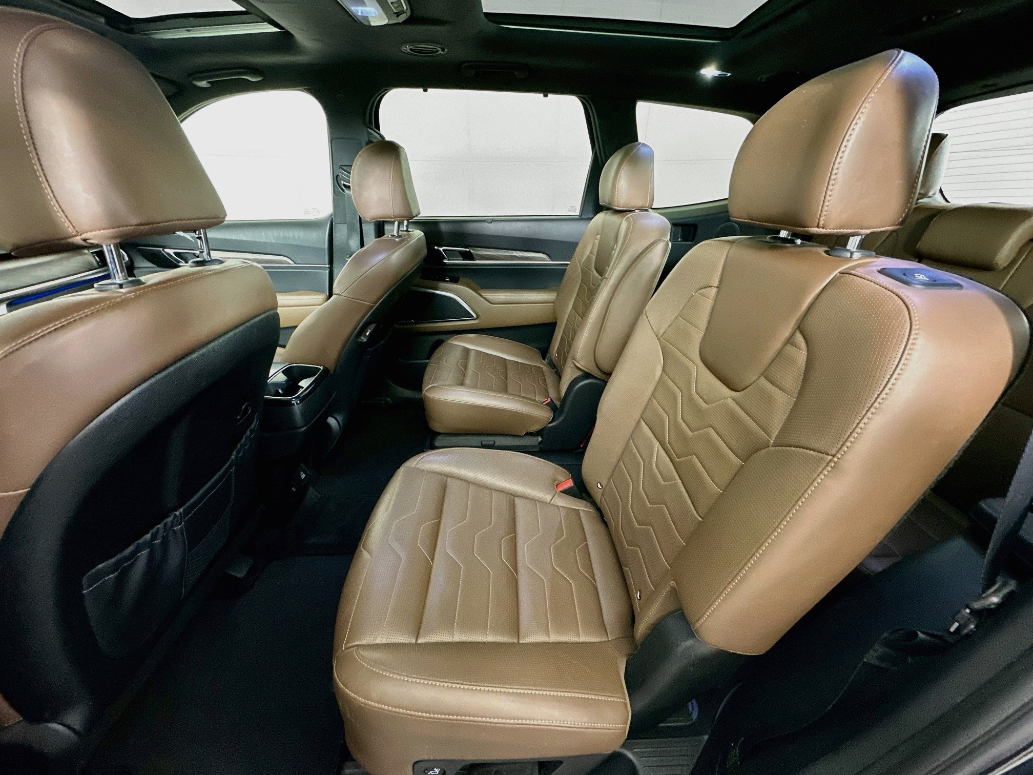 Used 2022 Kia Telluride SX w/ SX Prestige Package AWD/4WD image 30
