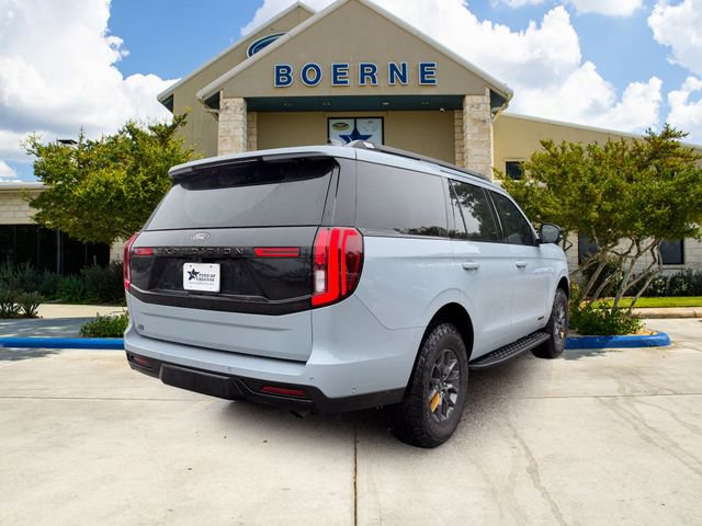 Used 2025 Ford Expedition Tremor AWD/4WD image 7