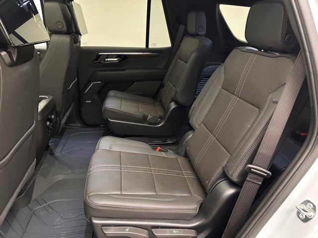 New 2026 Chevrolet Tahoe High Country AWD/4WD image 17