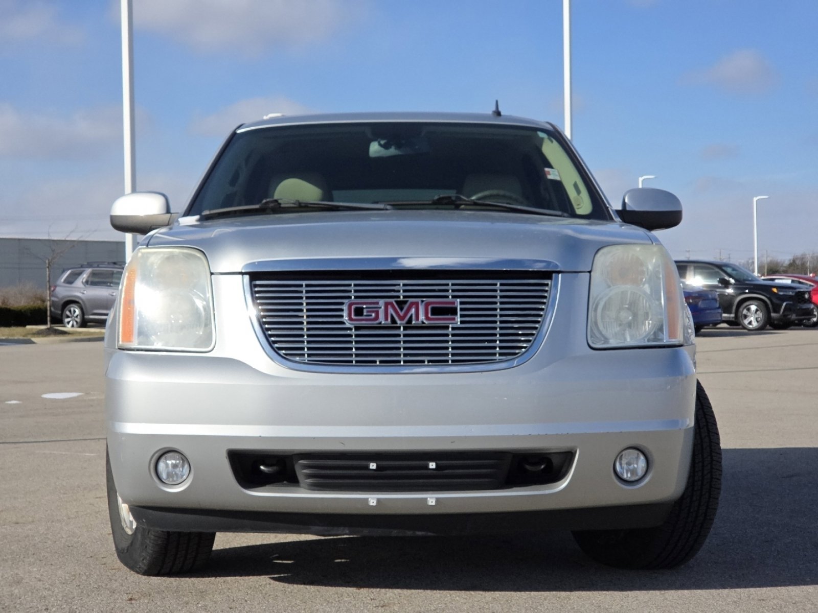 Used 2012 GMC Yukon SLT w/ SLT-2 Equipment Package image 11