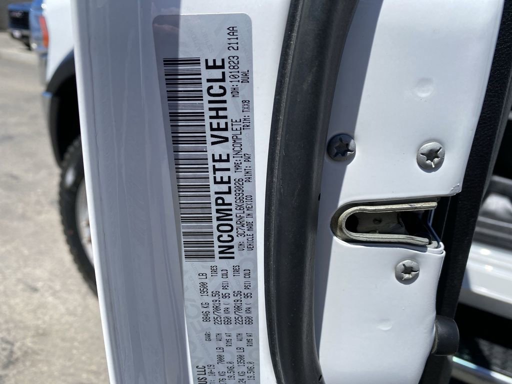 Used 2019 RAM 5500 Tradesman w/ Ambulance Prep Group AWD/4WD image 32