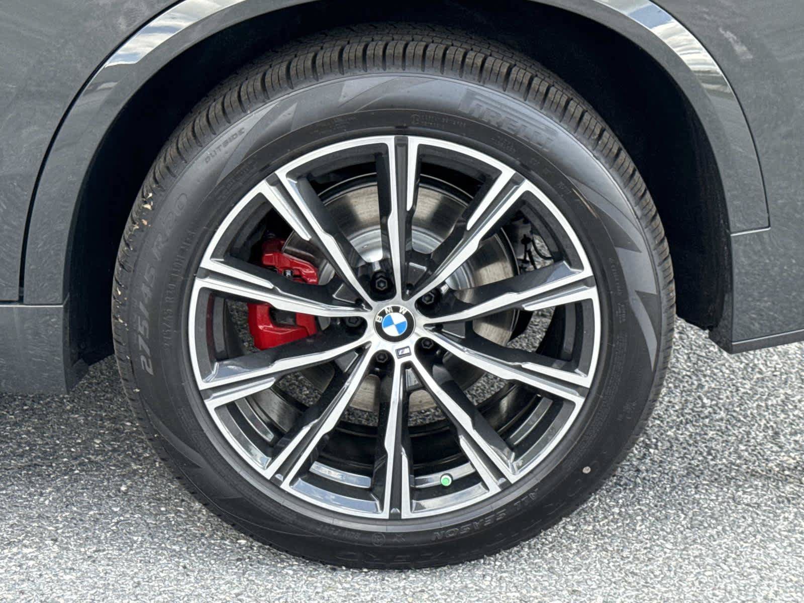 New 2026 BMW X5 xDrive40i w/ M Sport Package AWD/4WD image 12