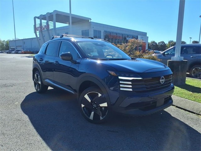 New 2026 Nissan Kicks SR