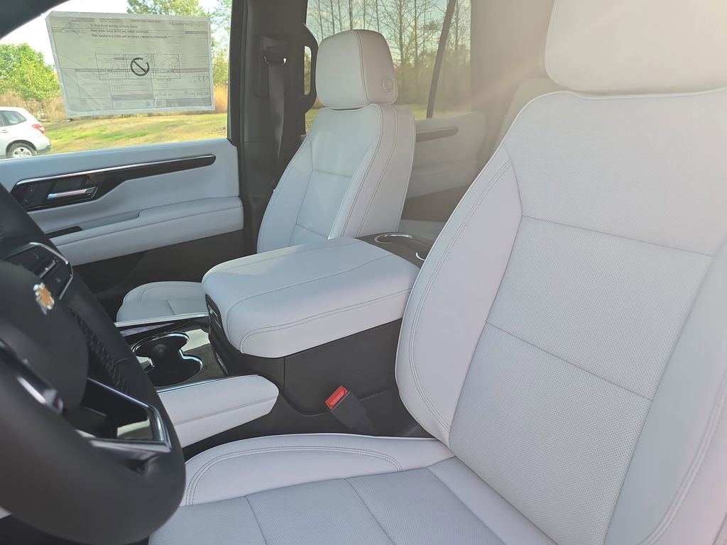 New 2026 Chevrolet Tahoe Premier w/ Sun And Tow Package image 15