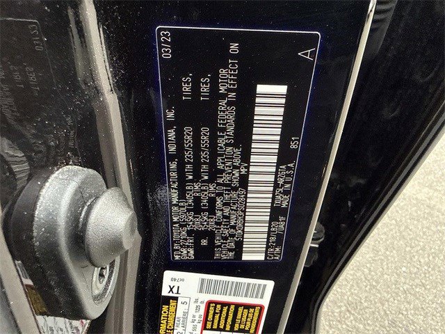 Used 2023 Toyota Highlander Limited image 30