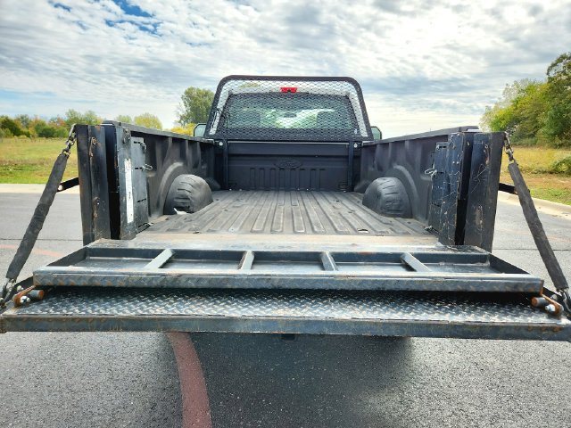 Used 2017 Ford F250 XL w/ Power Equipment Group AWD/4WD image 22
