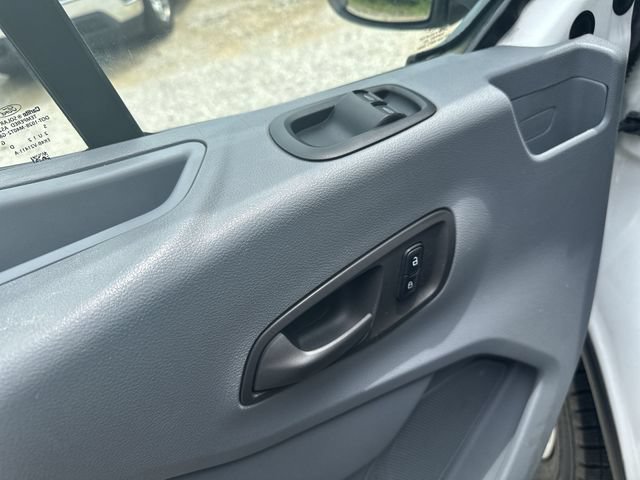 Used 2015 Ford Transit 150 XLT RWD image 23