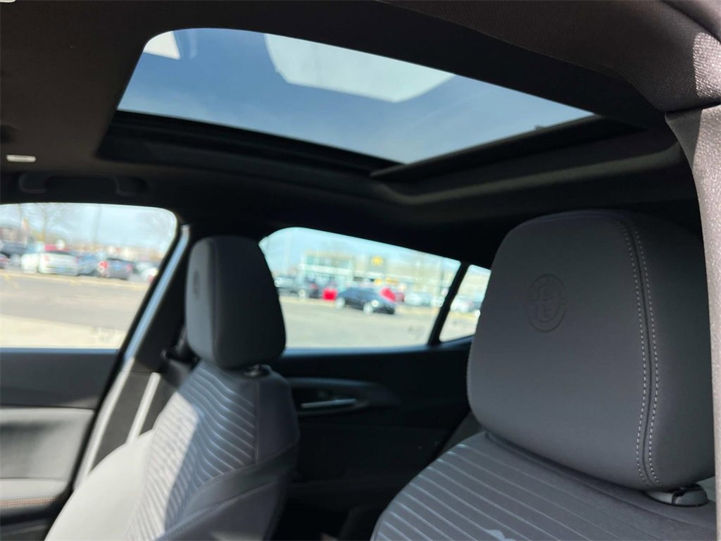 New 2025 Alfa Romeo Tonale image 14