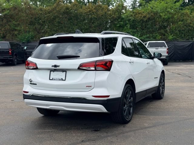Used 2023 Chevrolet Equinox RS w/ LPO, Floor Liner Package FWD image 5