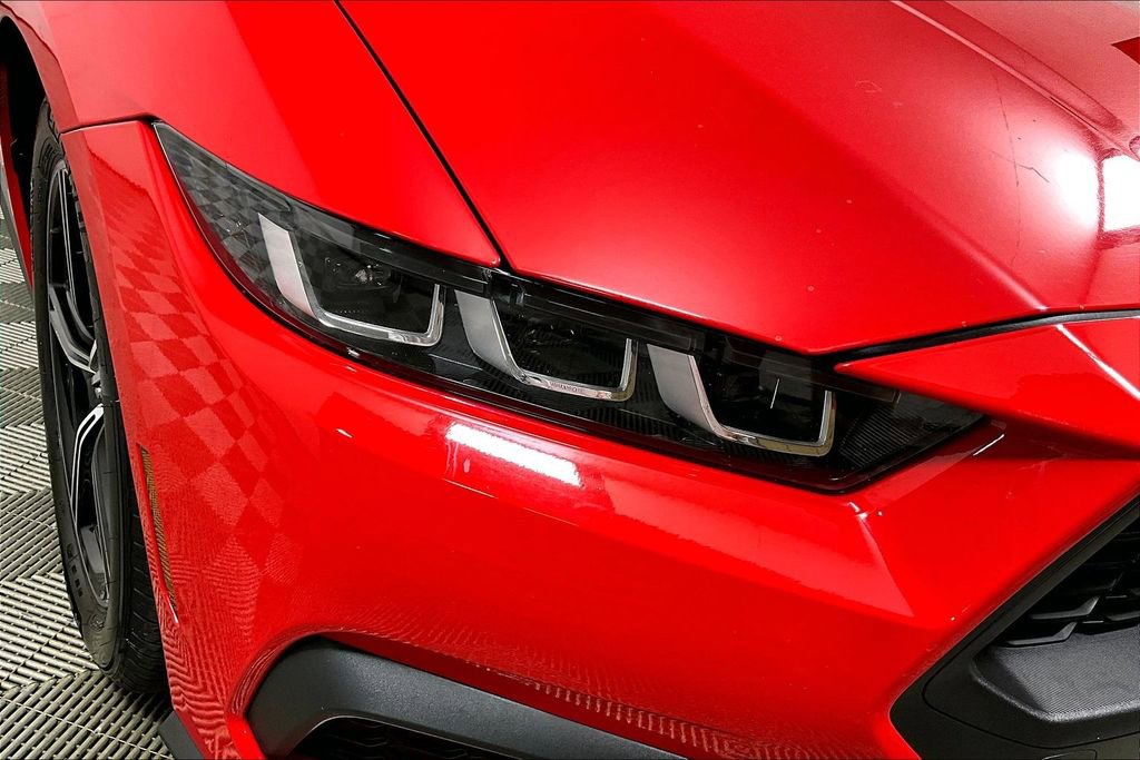 Used 2024 Ford Mustang Coupe image 28