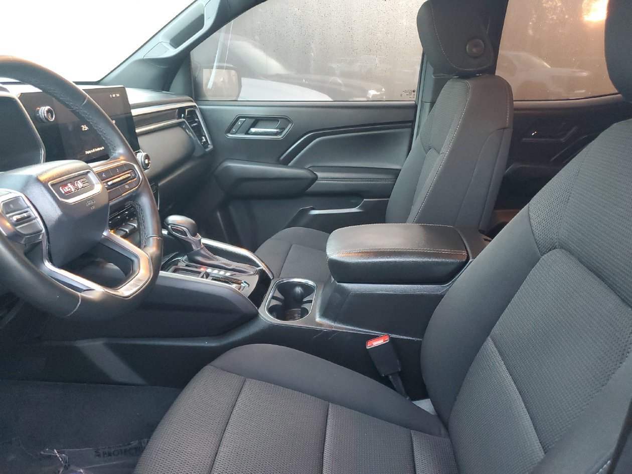 Used 2025 GMC Canyon Elevation w/ Convenience Package RWD image 18
