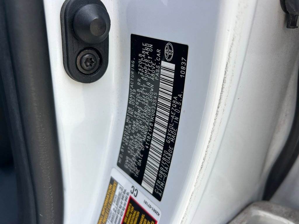 Used 2019 Toyota Avalon XSE image 10