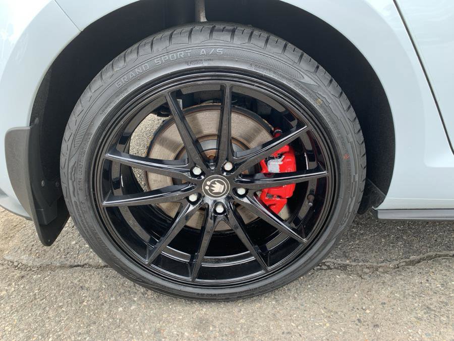 Used 2019 Volkswagen GTI SE w/ SE Experience Package image 25