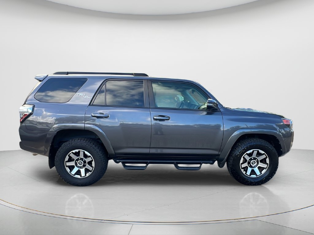Used 2023 Toyota 4Runner TRD Off-Road Premium w/ Moonroof Package AWD/4WD image 4