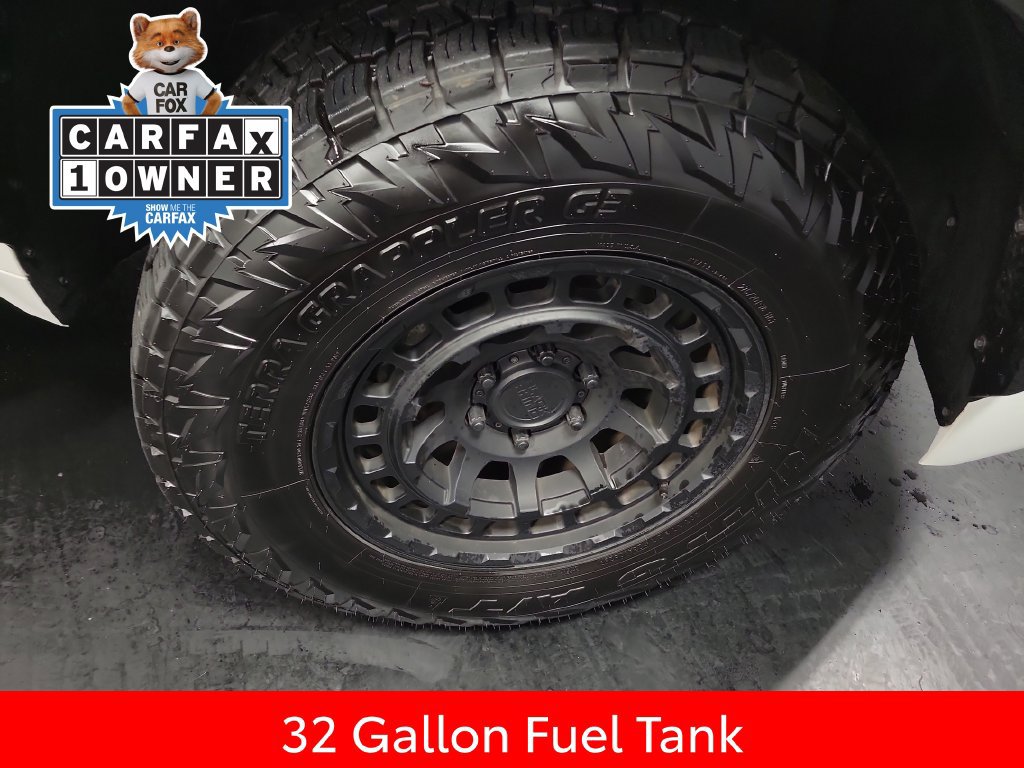 Used 2023 Toyota Tundra SR5 w/ SR5 Convenience Package AWD/4WD image 10