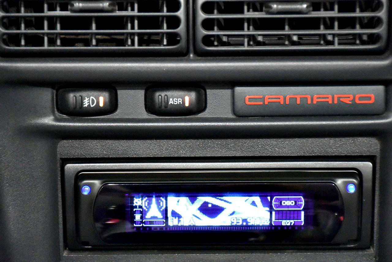 Used 1998 Chevrolet Camaro Z28 RWD image 19