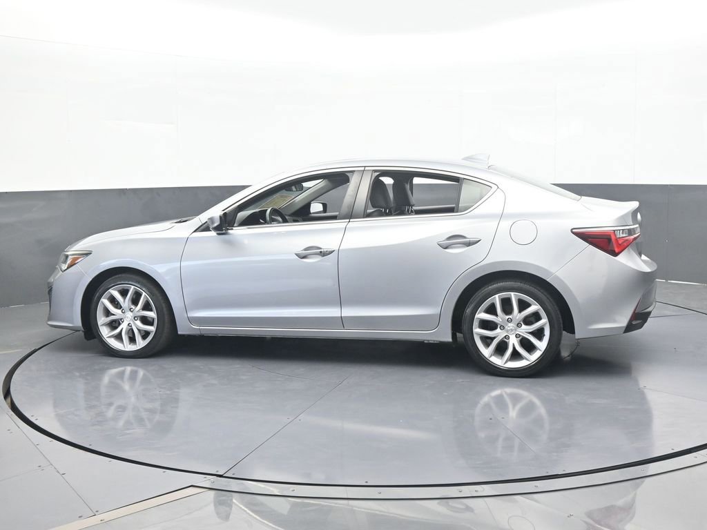 Used 2019 Acura ILX image 3