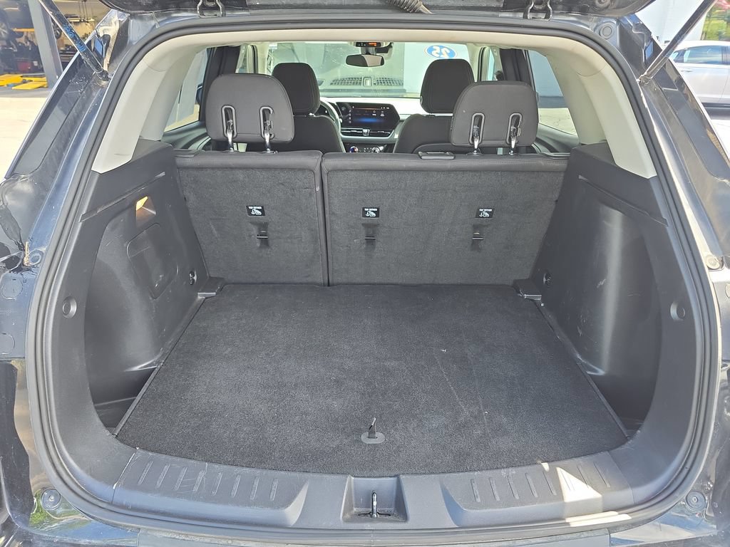 Used 2025 Chevrolet TrailBlazer LT FWD image 29