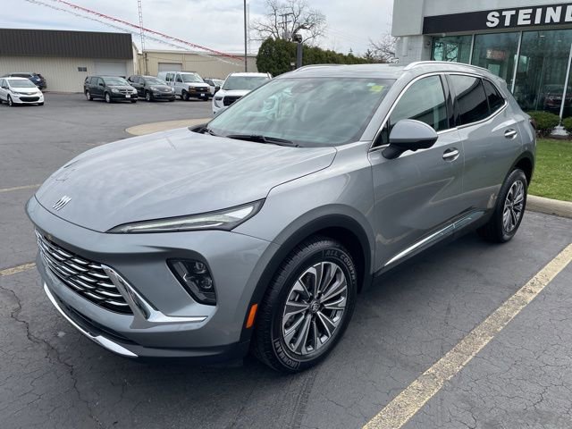 Used 2025 Buick Envision Preferred image 3