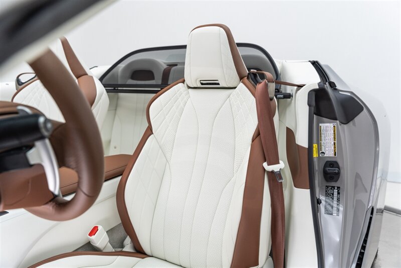 Used 2026 Lexus LC 500 Convertible w/ Inspiration Series RWD image 35