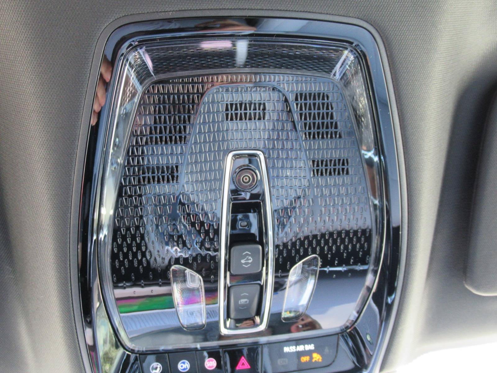 New 2027 Cadillac Vistiq Sport AWD/4WD image 29