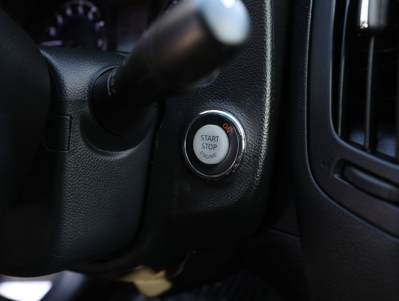 Used 2013 INFINITI G37 x w/ Premium Pkg image 21