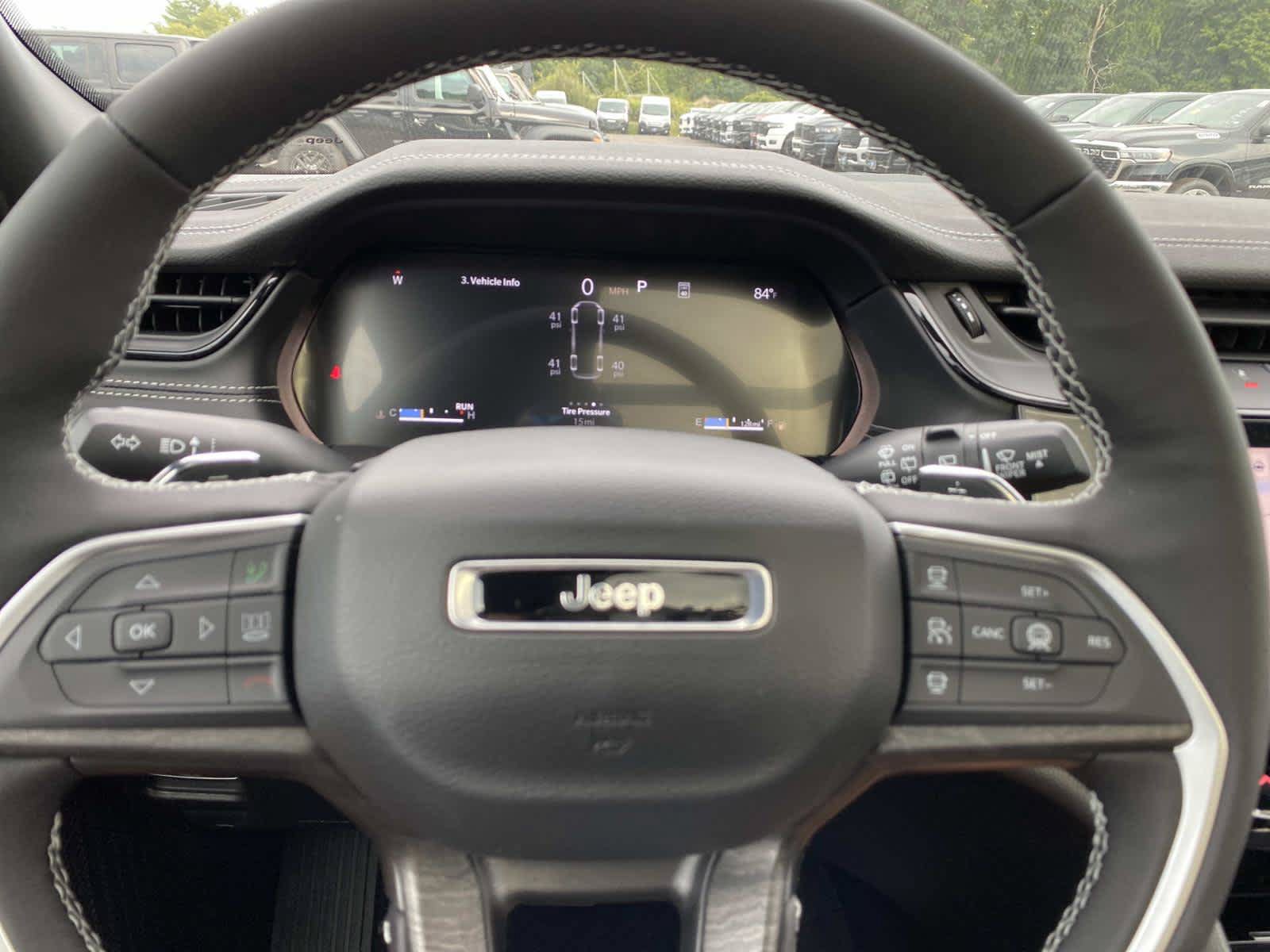 New 2027 Jeep Grand Cherokee L Limited AWD/4WD image 13