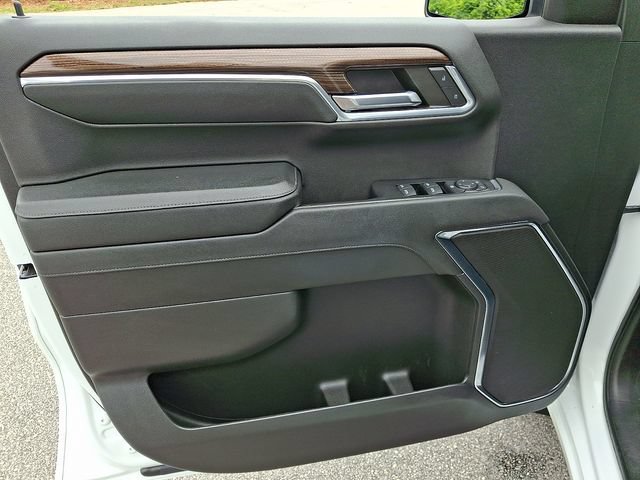 Used 2024 Chevrolet Silverado 1500 RST w/ LPO, Liner Protection Package AWD/4WD image 14