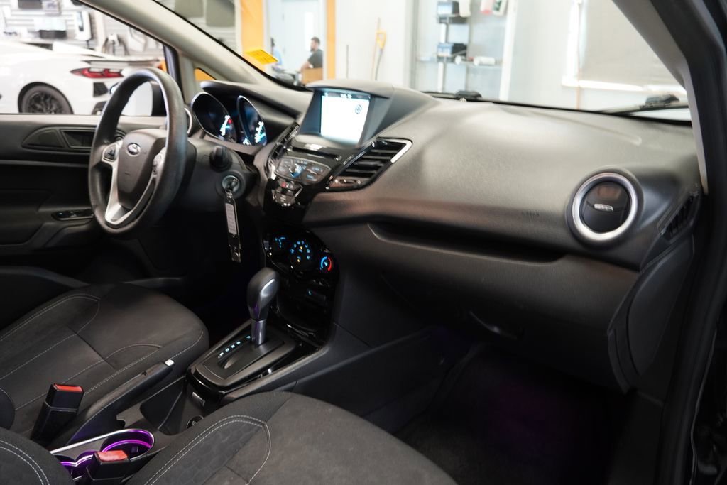 Used 2018 Ford Fiesta SE w/ Equipment Group 201A image 33