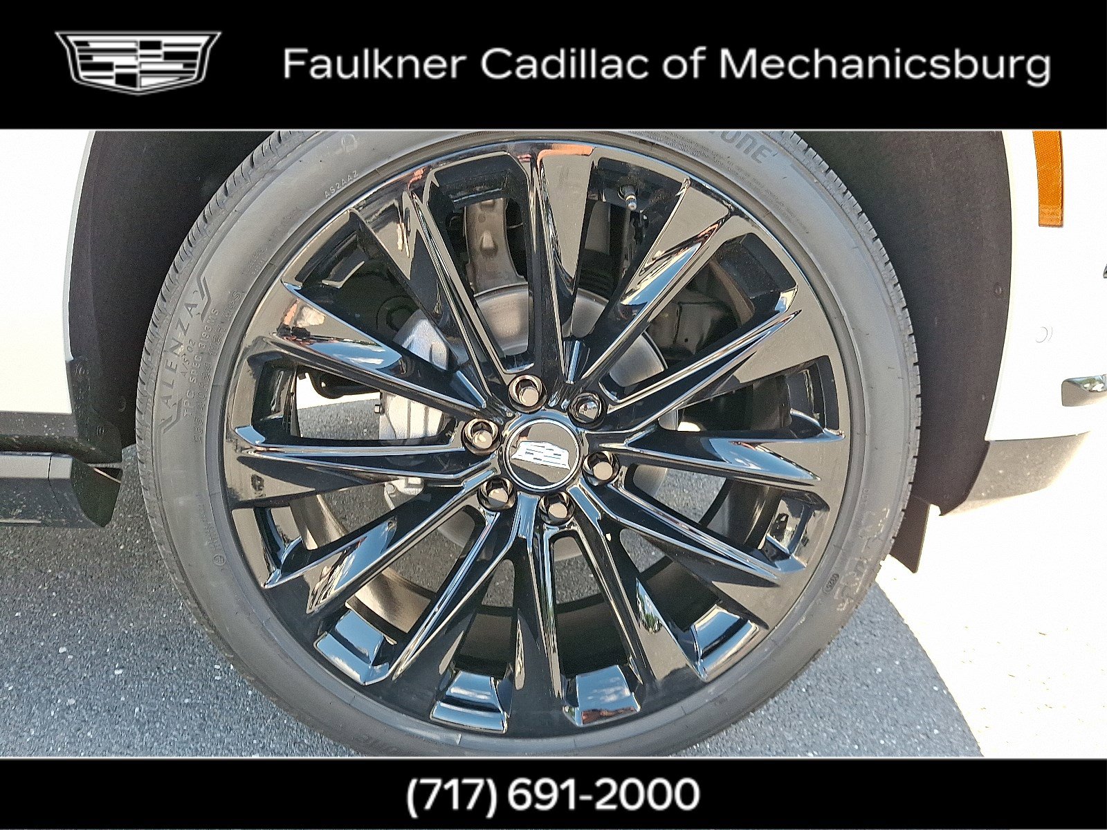 New 2025 Cadillac Escalade ESV Sport Platinum w/ LPO, ONYX Package image 10