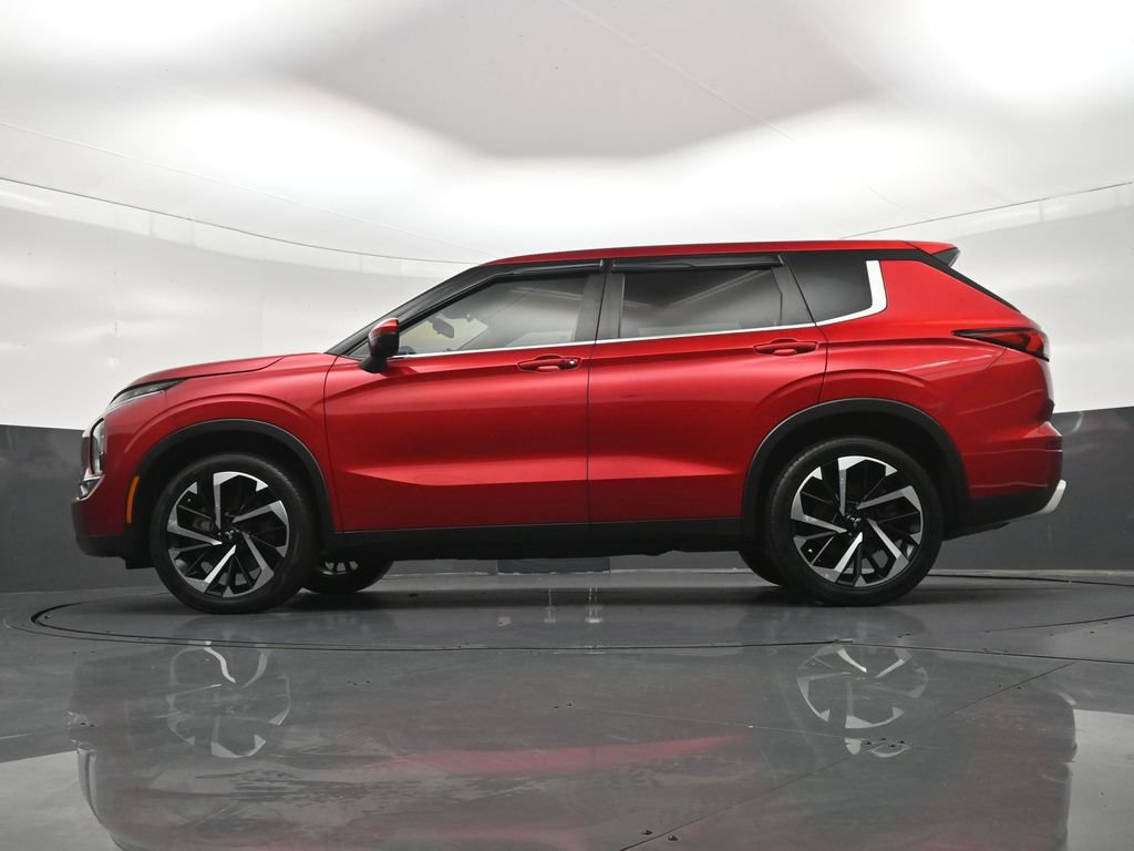 Used 2023 Mitsubishi Outlander SE FWD image 23