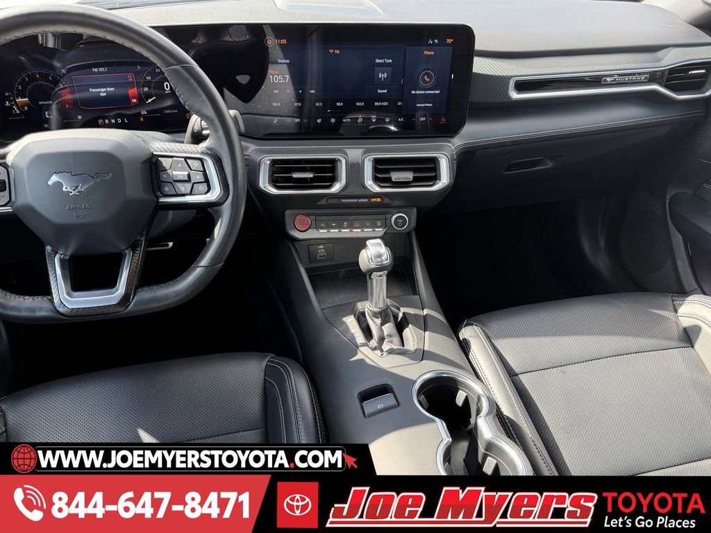 Used 2025 Ford Mustang Premium image 16