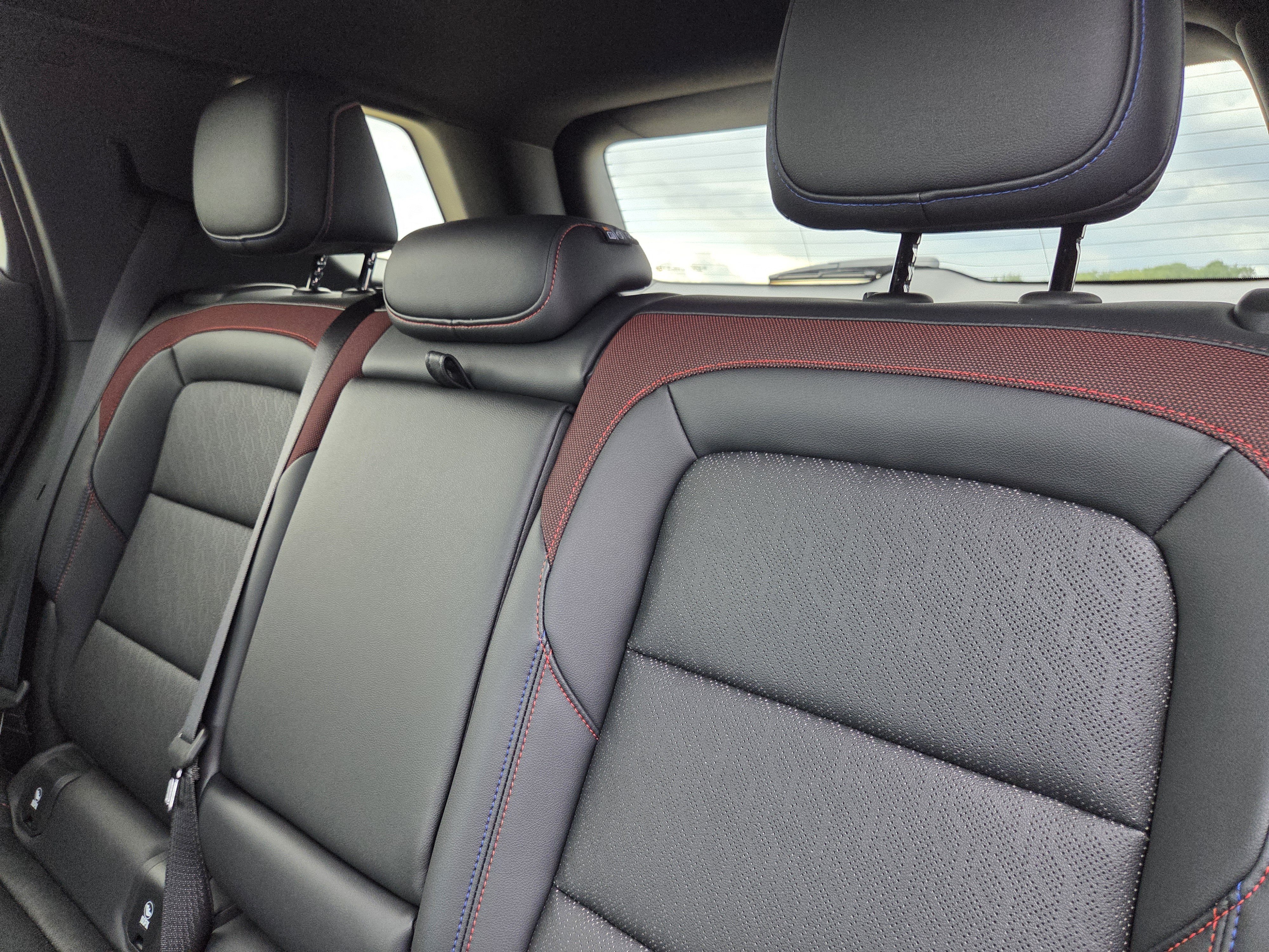 New 2026 Chevrolet Equinox RS w/ Convenience Package III FWD image 23