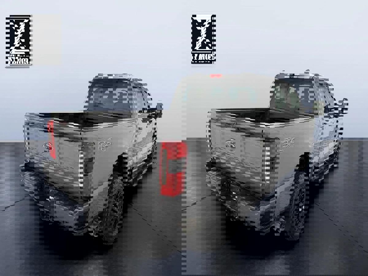 Used 2023 Ford F250 Lariat w/ Black Appearance Package image 6