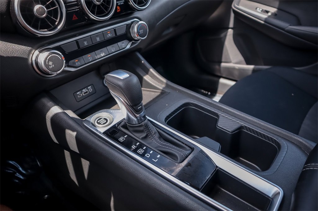 Used 2023 Nissan Sentra SV image 17