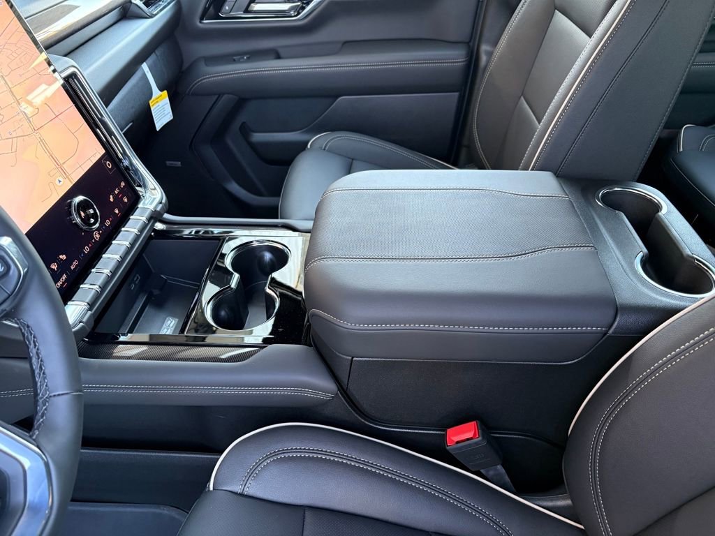 New 2026 GMC Yukon Elevation w/ LPO, Floor Liner Package AWD/4WD image 38