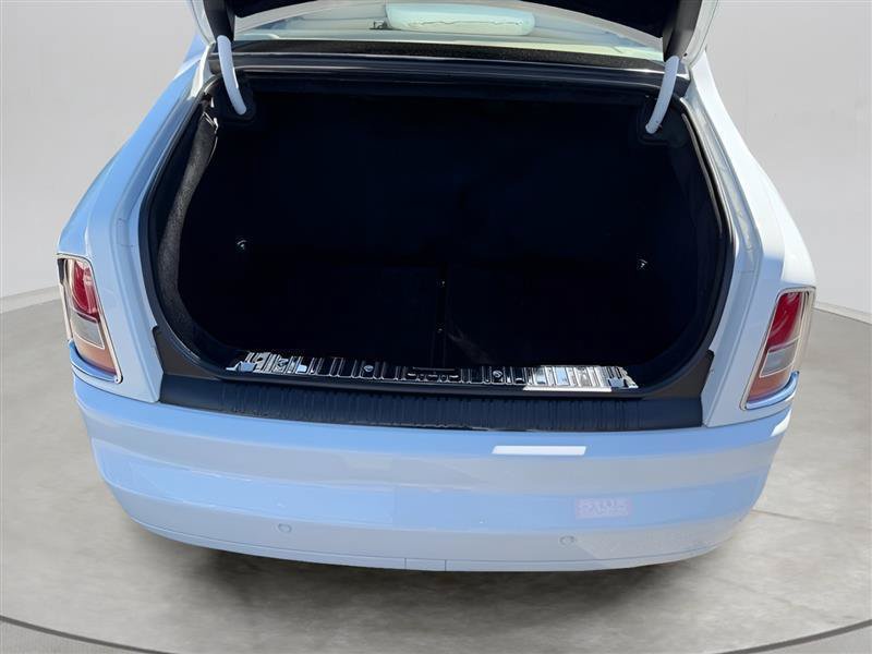 Used 2006 Rolls-Royce Phantom Sedan RWD image 18
