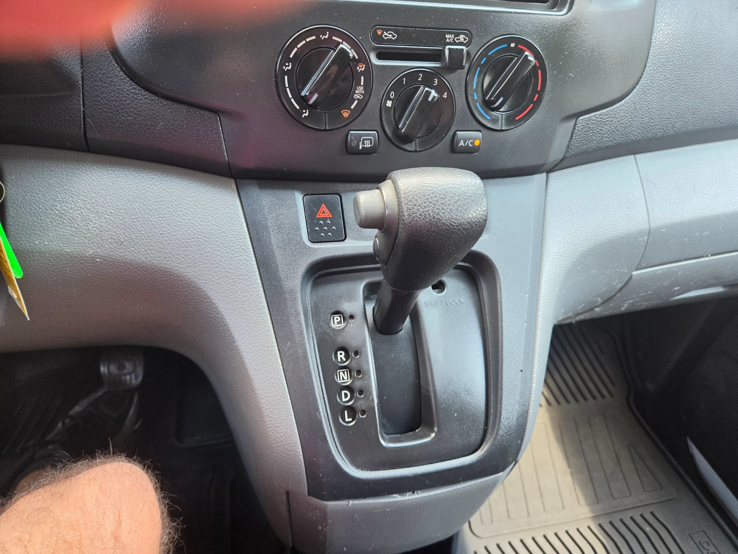Used 2018 Nissan NV200 SV w/ Navigation Package FWD image 16