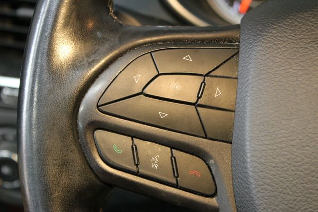 Used 2020 Jeep Cherokee Trailhawk w/ Comfort & Convenience Group image 20