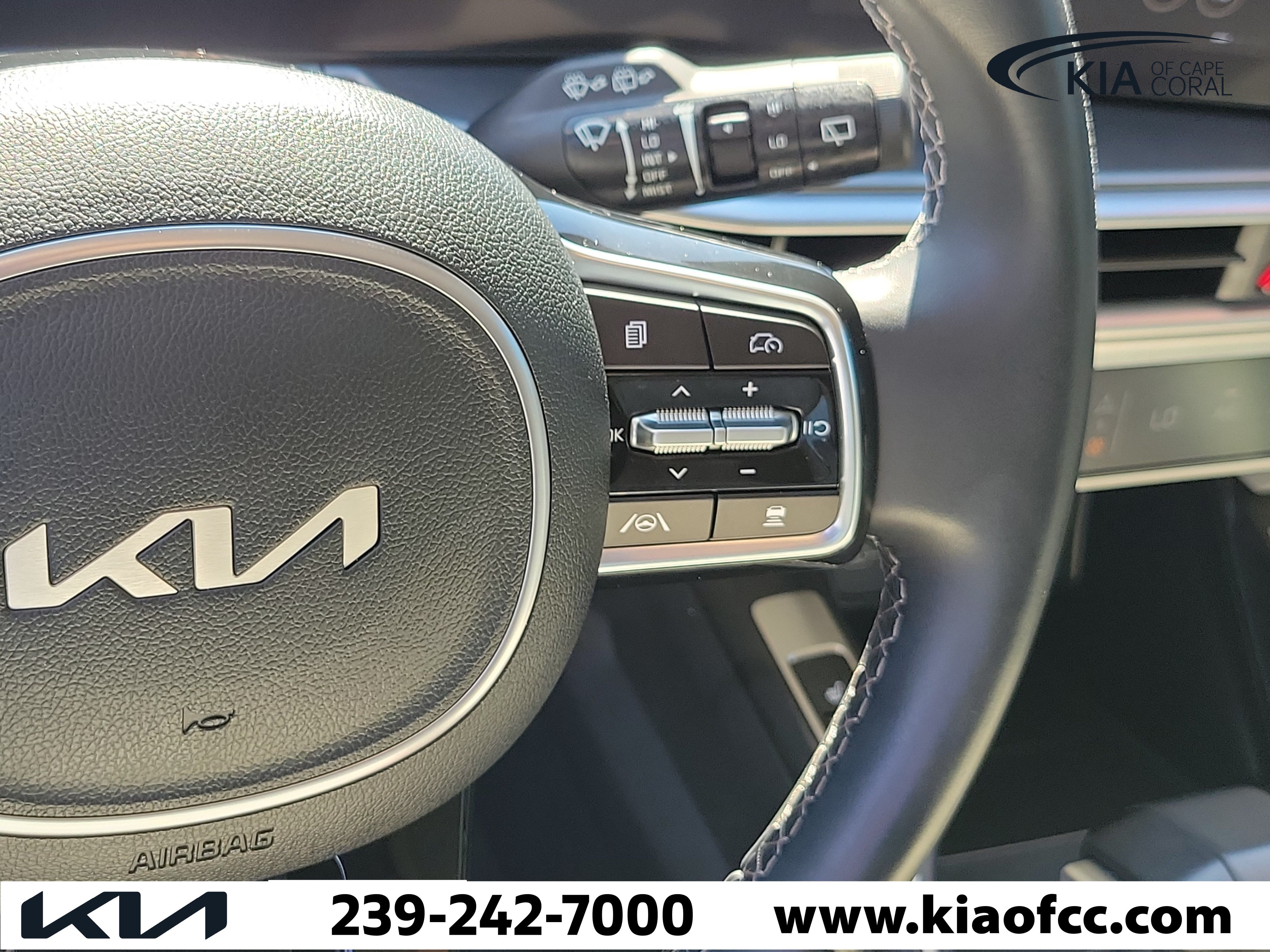 Certified 2025 Kia Sorento S w/ Panoramic Sunroof Package FWD image 26