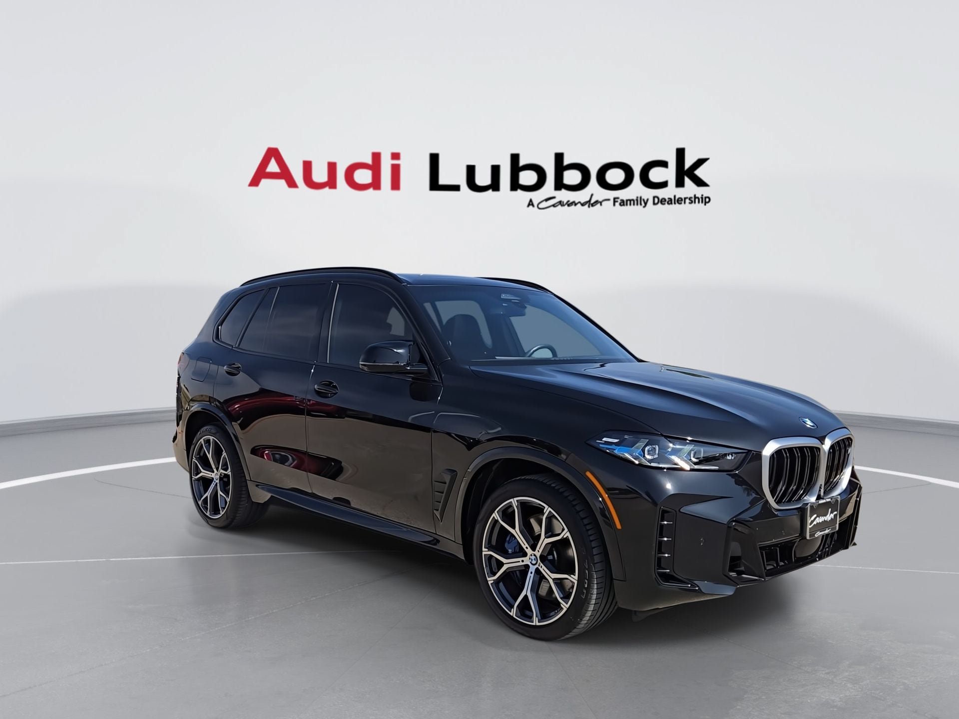 Used 2026 BMW X5 M60i AWD/4WD image 2